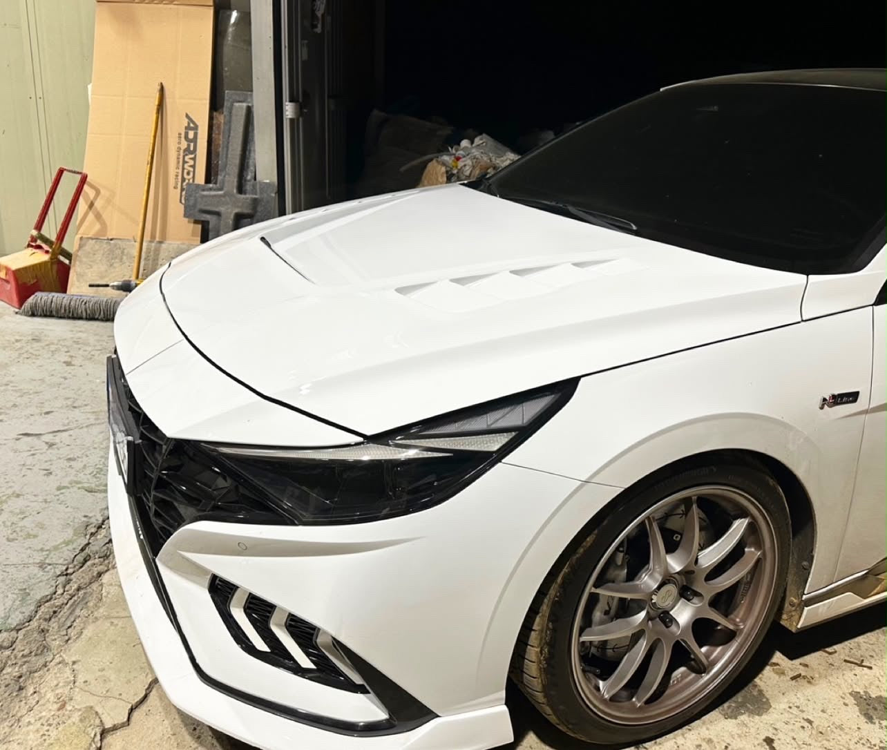 Hyundai Elantra N (2022+) Type-R Vented Hood | DAIMON