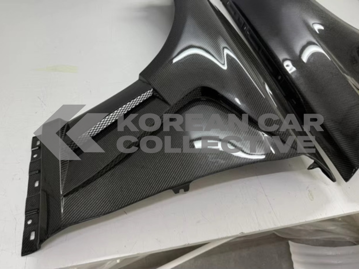 Genesis G70 Pre-Facelift (2019-2021) Carbon Fiber Fenders