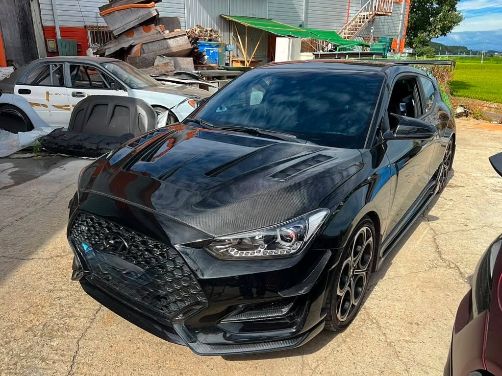 Hyundai Veloster 2019+ EX Carbon Fiber & FRP Hood | DAIMON | PRE-ORDER