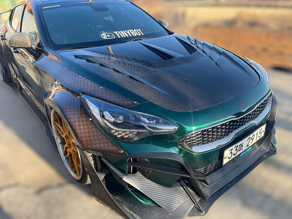 Kia Stinger 2018+ V3 LIMITED EDITION Carbon Hood | DAIMON | PRE-ORDER